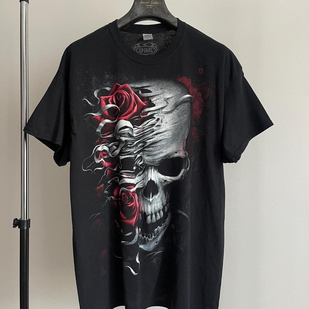 Spiral Direct Skull & Roses Gothic Graphic Tee Black Double-Sided T-Shirt